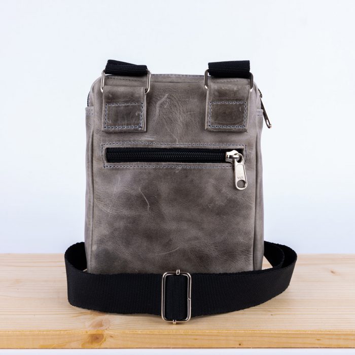 Koćna torbica siva