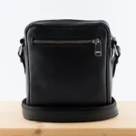 Kozna-tasna-ALM-crna