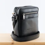 Kozna-tasna-ALM-crna