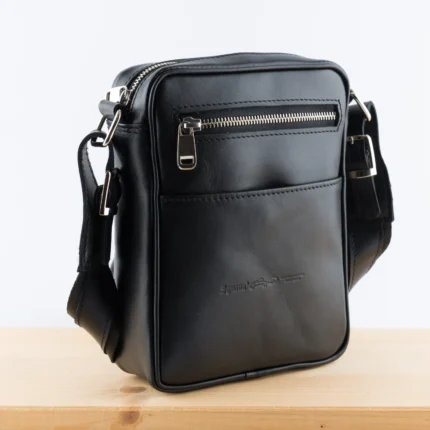 Kozna-tasna-ALV-crna