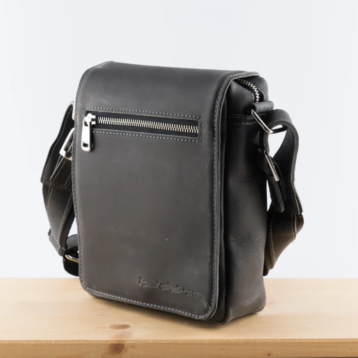 Kozna-Tasna-Dr1-Siva