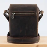 Kozna-tasna-DR2-braon-brusena-koza