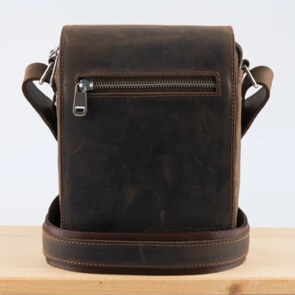 Kozna-tasna-DR2-braon-brusena-koza