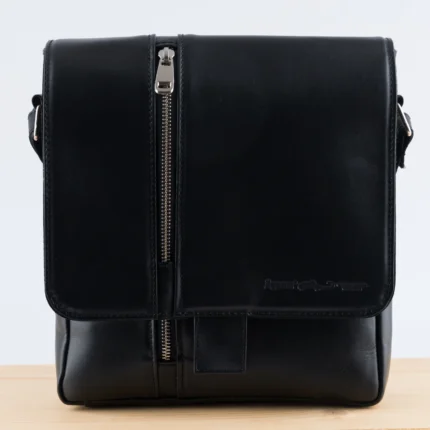 Kozna-tasna-IV1-crna