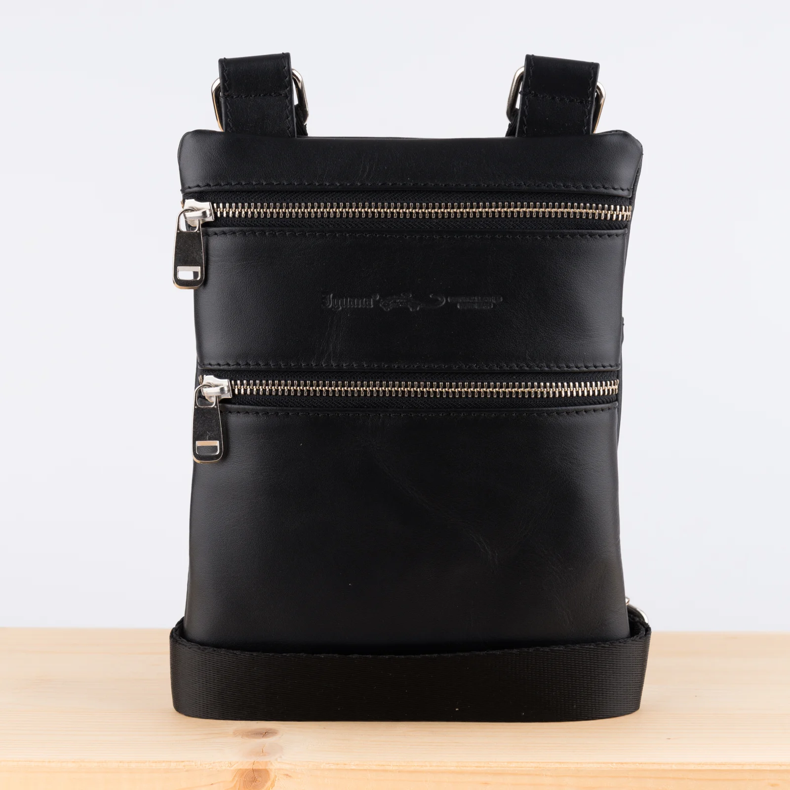 Kožna tašna MG crna Kožna Tašna Mg Crna - Slika 1