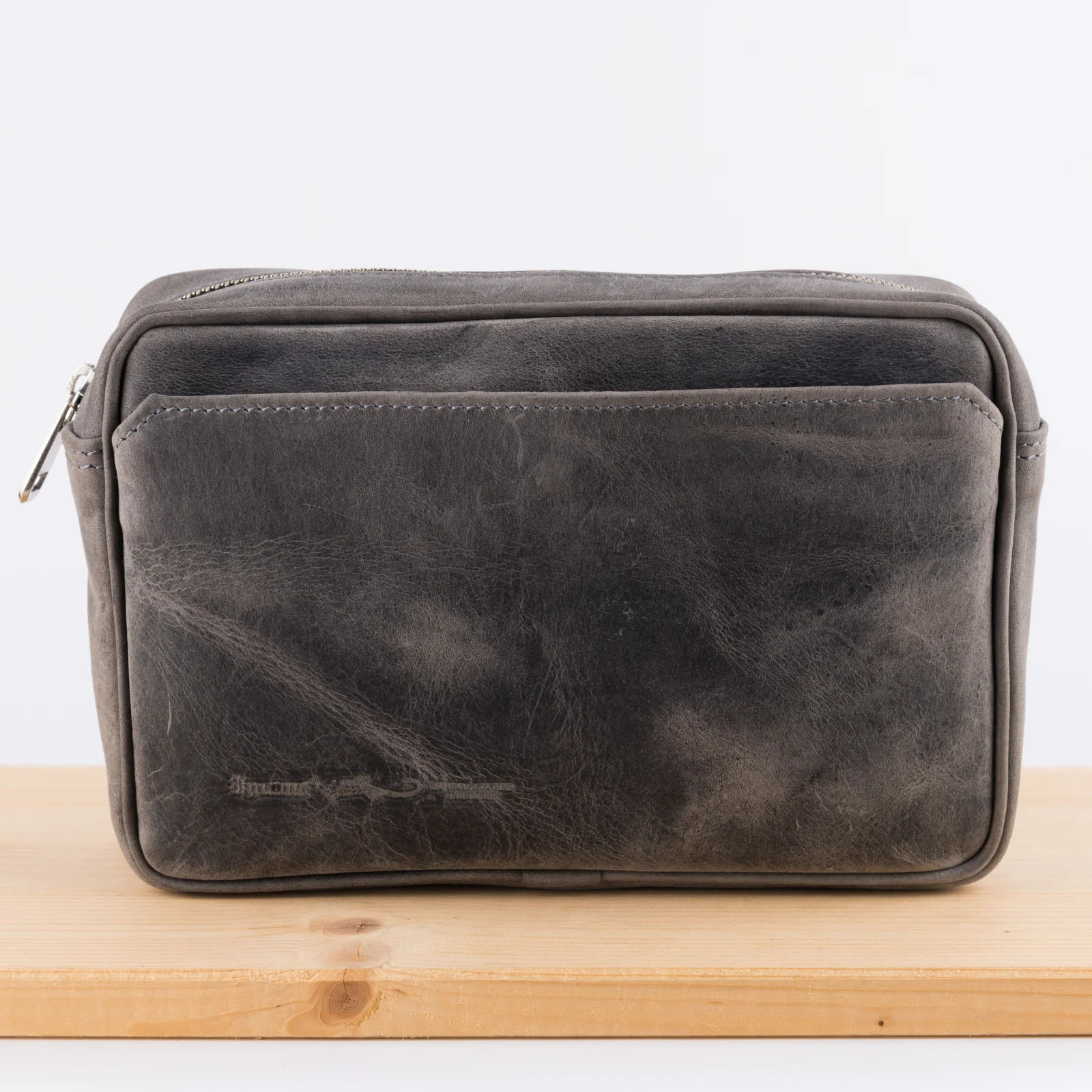 Kožna torbica T10 siva Kožna Torbica T10 Siva (Brušena Koža) - Slika 1