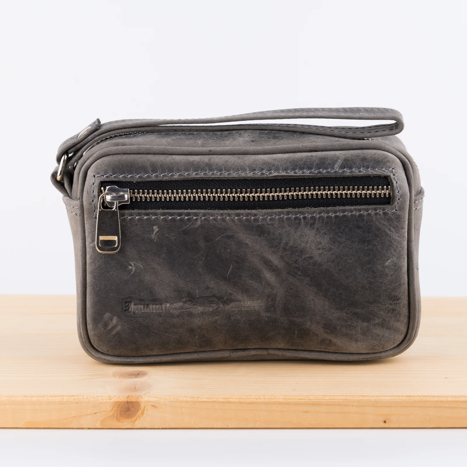 Kožna torbica T5 siva Kožna Torbica T5 Siva (Brušena Koža) - Slika 1